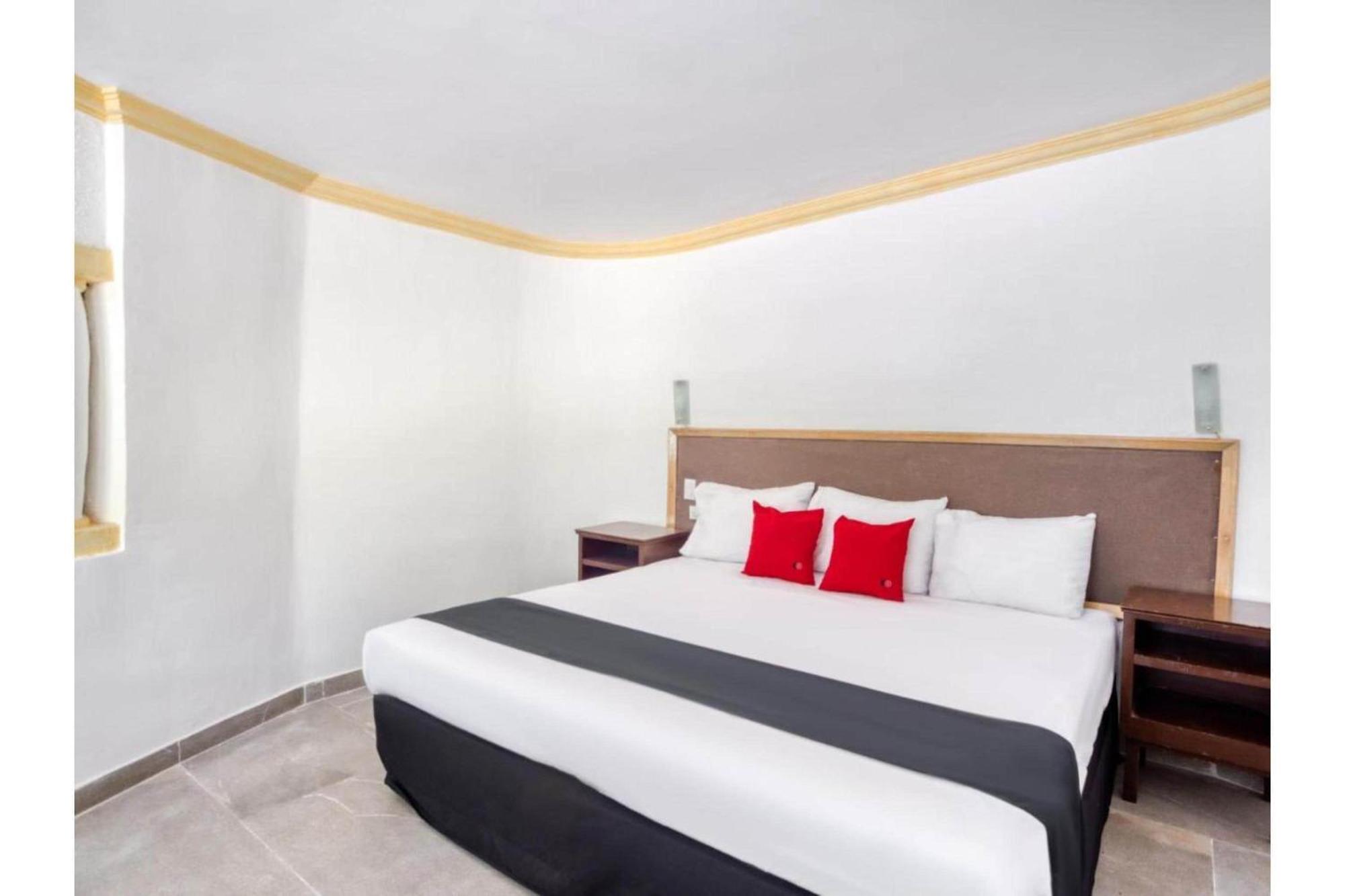 Capital O Gran Campestre Hotel Celaya (Guanajuato)